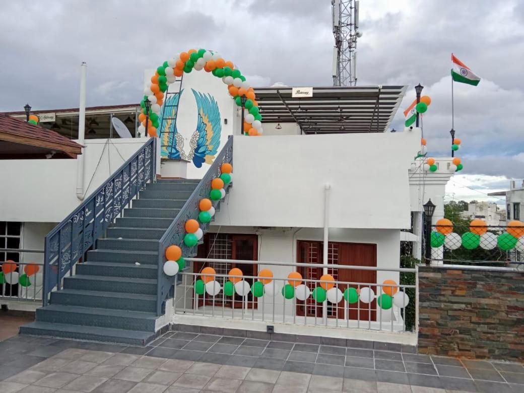 בהופאל Peacock Hill Homestay מראה חיצוני תמונה