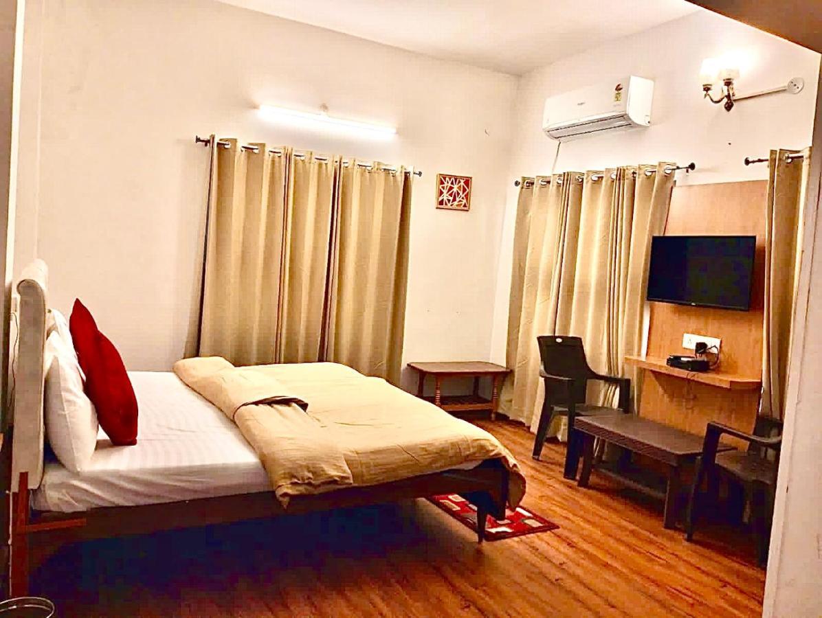 בהופאל Peacock Hill Homestay מראה חיצוני תמונה